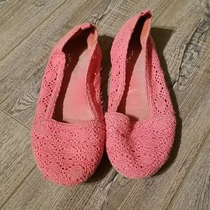 Pink lace women's flats
